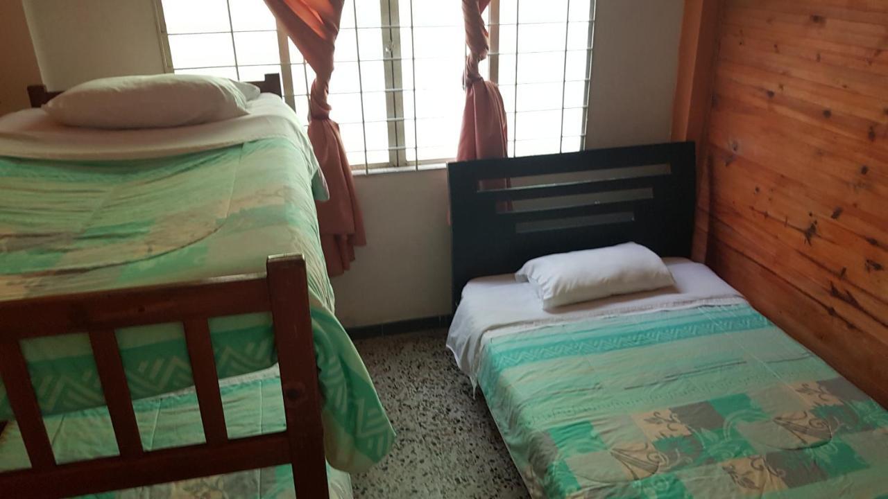 比亚维森西奥 Balneario Chorillano酒店 外观 照片